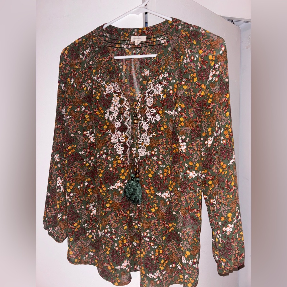 Brown and White Graphic Embellished Blouse with 3/4 Sleeves